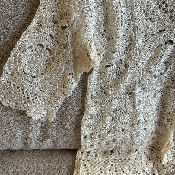 Crochet blouse new with tags - Picture 3 of 7